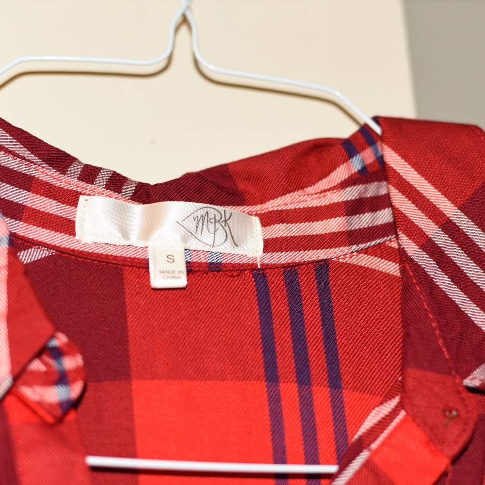 Plaid Buttoned Shirt - Picture 3 of 3